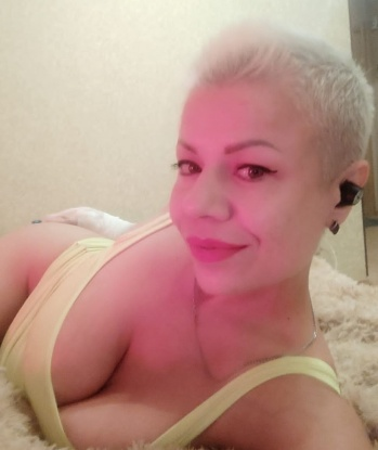 Интимные отношения с привлекательной и опытной дамой - это то, что тебе нужно для расслабления и наслаждения. Позволь себе немного беззаботности и страсти в моей компании. 1021, 35 лет